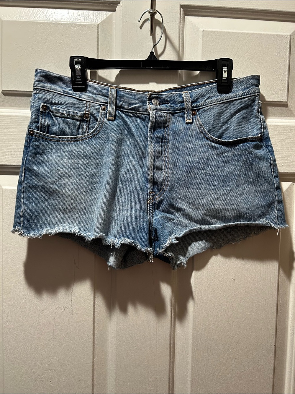 Levi's 501 Original High Rise Cut-Off Button Fly Denim Shorts Waist 31